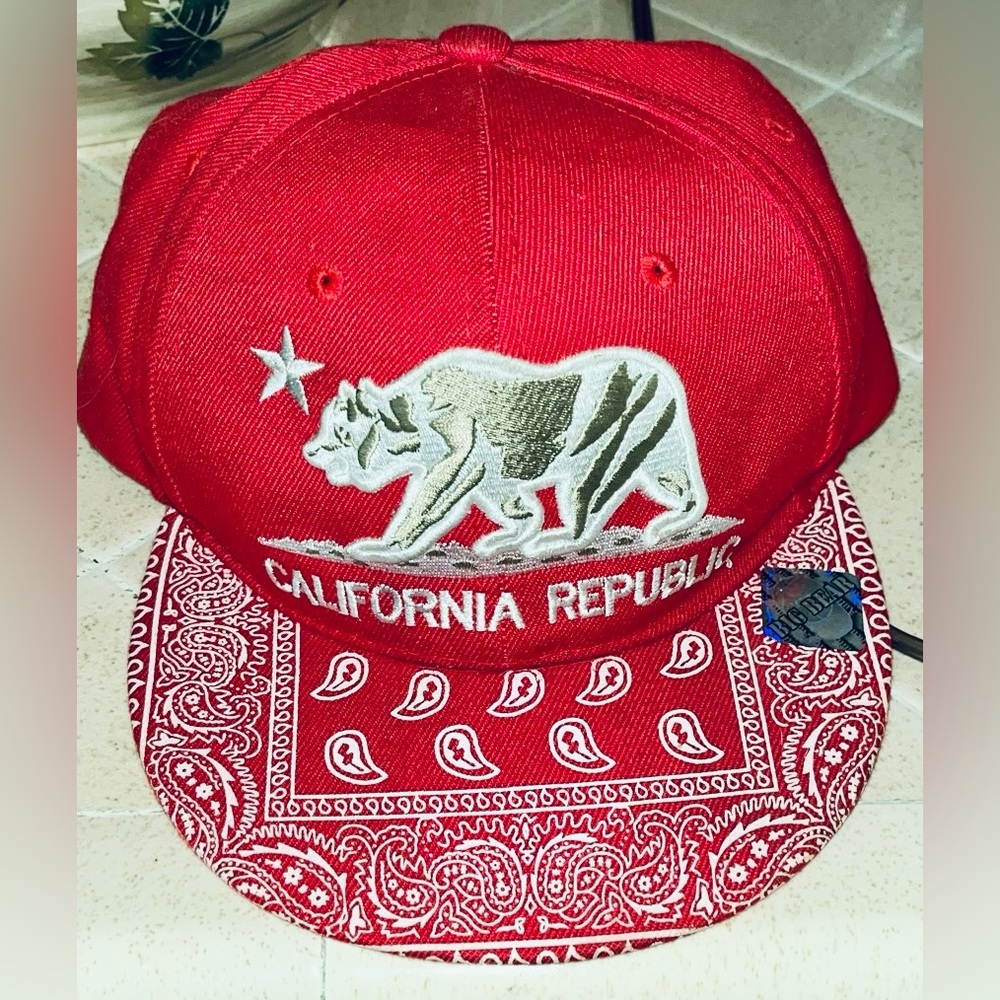 Rare California Republic Red & White bandanna print SnapBack hat.
